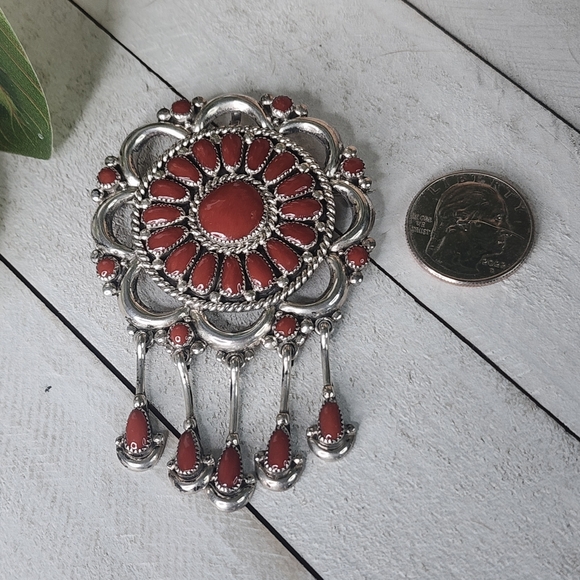 Lorraine Waatsa, Zuni Artist, Sterling and Mediterranean Coral Cluster Pendant - Picture 8 of 12